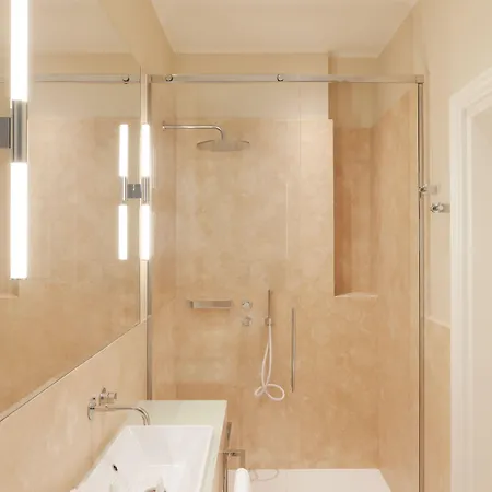 Πανσιόν Amabilia 4*